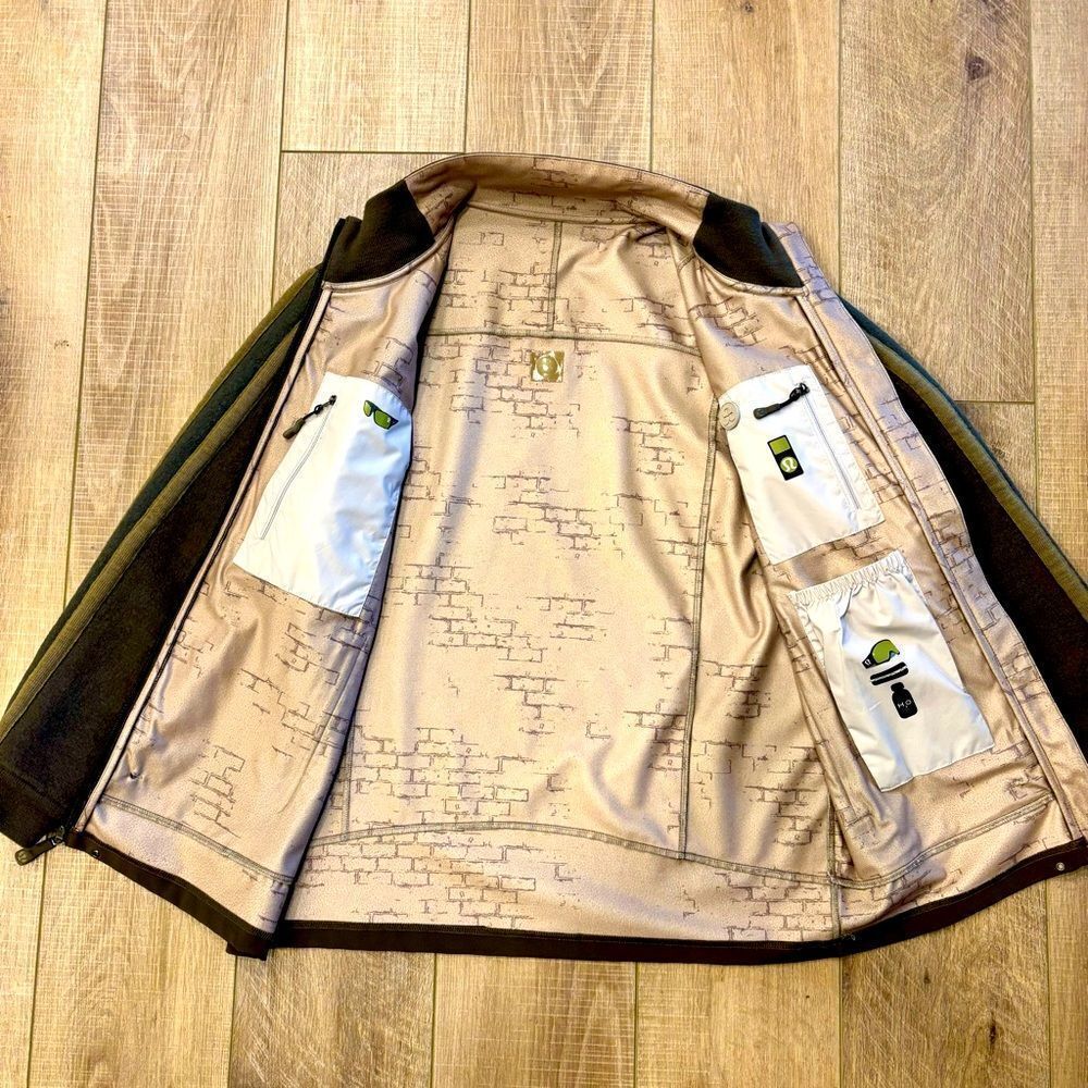 Lululemon Jacket - Picture 3 of 9